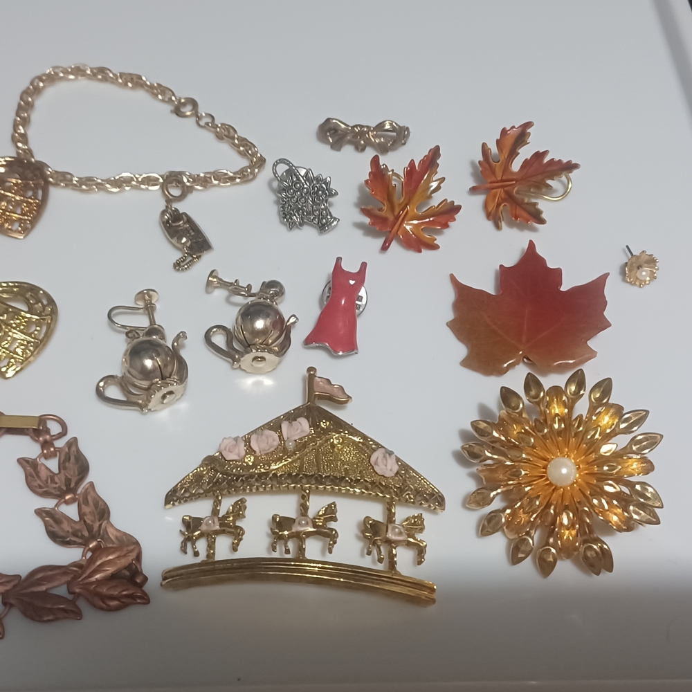Gold and Silver Women's Jewelry Set